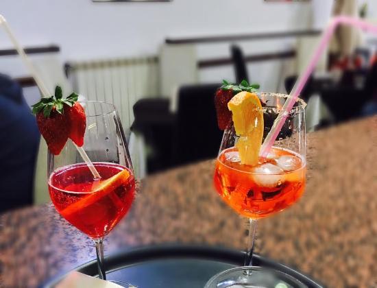 Bar Happy Day