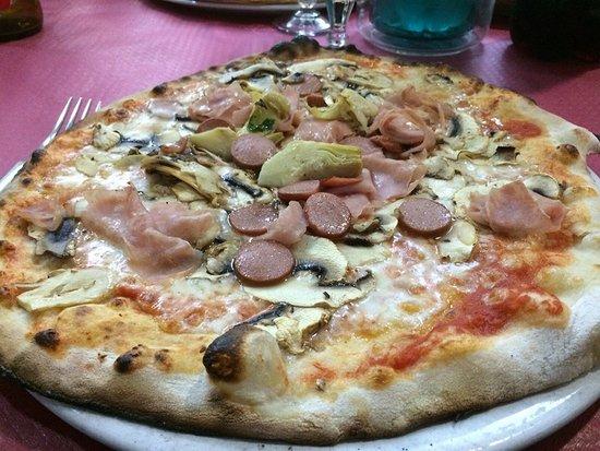 Pizzeria Paluna Di Figus E.