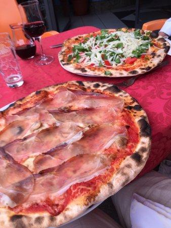 Bar Pizzeria la Cascata Di Mary E Manuele