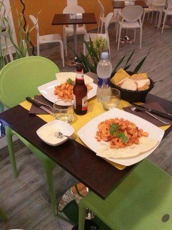 Pizza E Caffe'