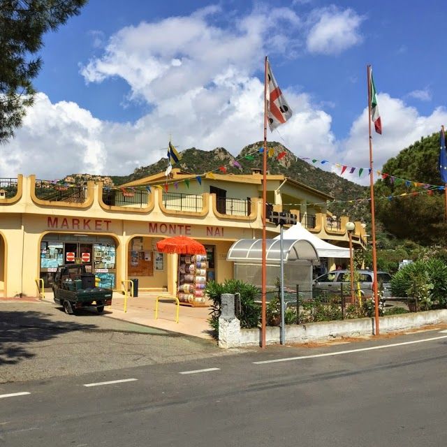 Market Monte Nai