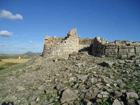der Nuraghe Su Mulinu