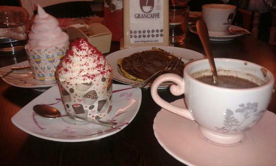 Cesi's Bakery